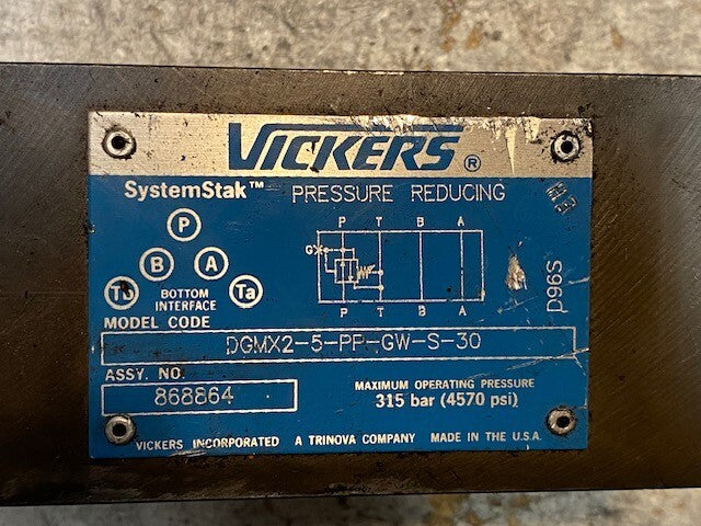 VICKERS DGMX2-5-PP-GW-S-30 SYSTEMSTAK PRESSURE REDUCING VALVE MPN 868864