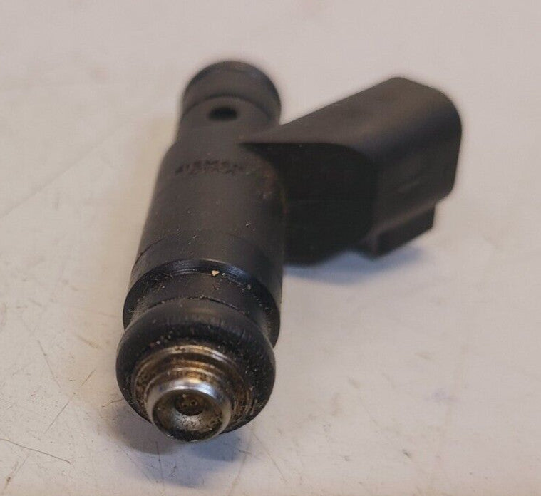 Siemens Deka Fuel Injector 04591308 | W083Q06932