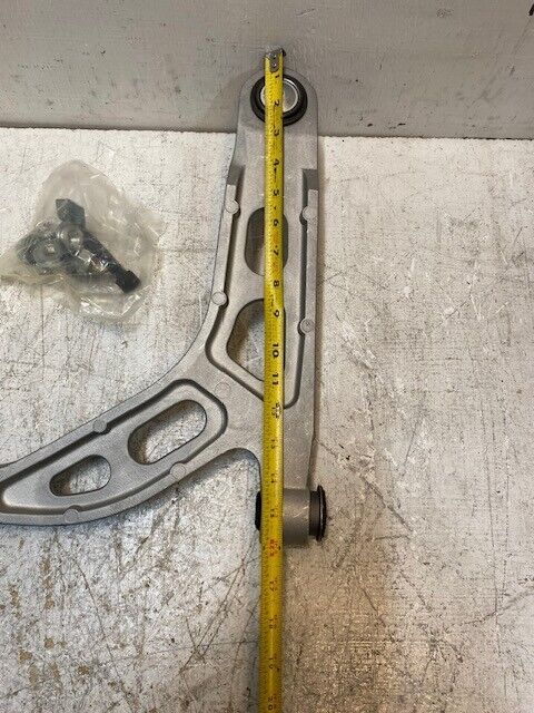 Rear Driver Side LH Upper Susp Control Arm & Ball Joint Assy D40126 | ZSP02137