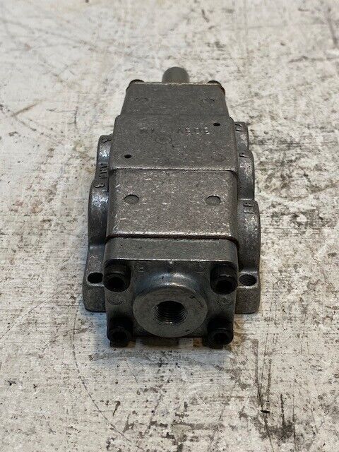 308V Solenoid Valve 10mm Side Bore 8mm End Bore 12mm Shaft