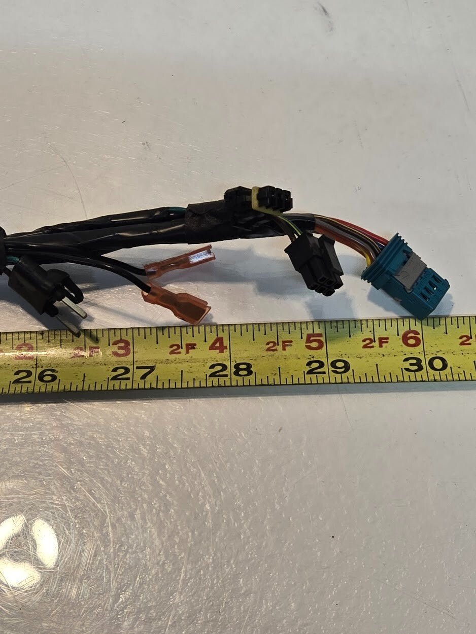 13 Quantity of Wiring Harness 2494.6701 | 1-929171-1 | A001 545 04 73 (13 Qty)