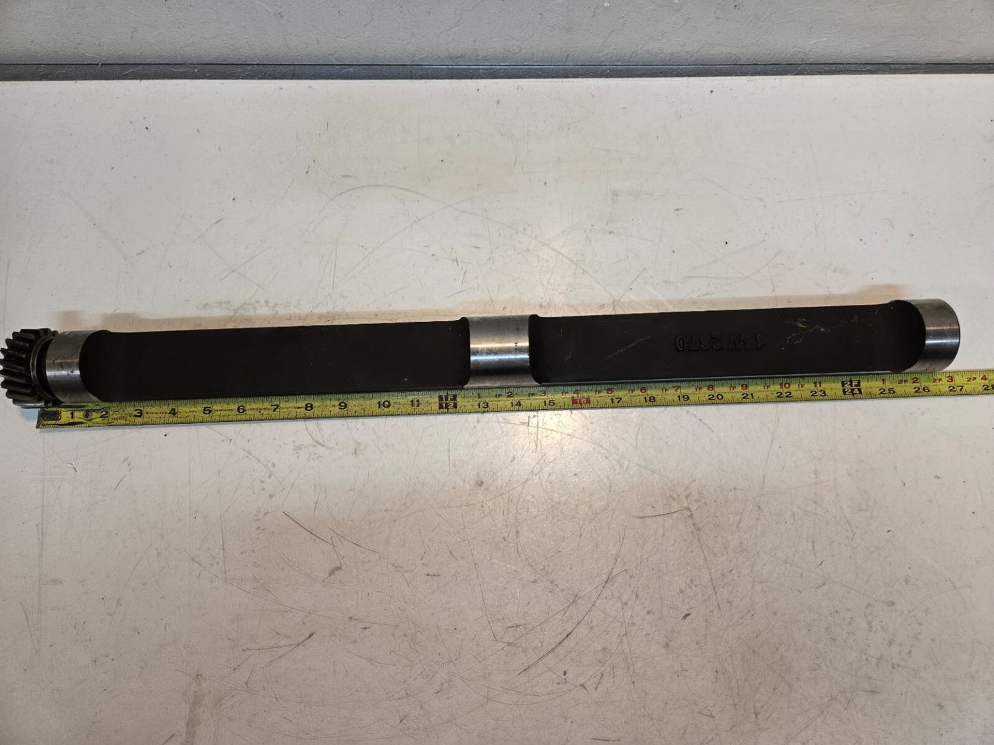 Balancer Shaft 1W2870 for Caterpillar | 26" Long | 20 Tooth Spur Gear