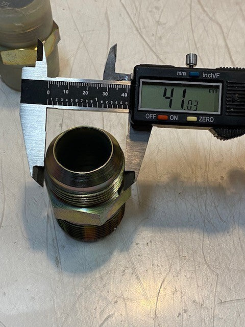 4 Qty of Hydraulic Triple-Lok Flare Adapters 2-3/8" L 41mm Thread 27mm ID -4 Qty
