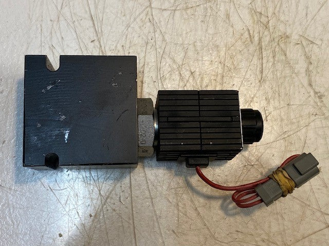 Command Controls Corp. Hydraulic Cartridge Solenoid Valve EMDV-16-V-02-0-12DD