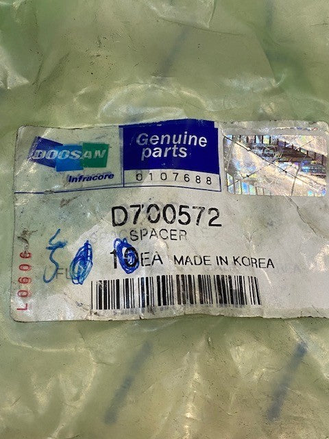 5 Quantity of Doosan D700572 Spacers 41mm OD 30mm Bore 15mm Wide (5 Quantity)