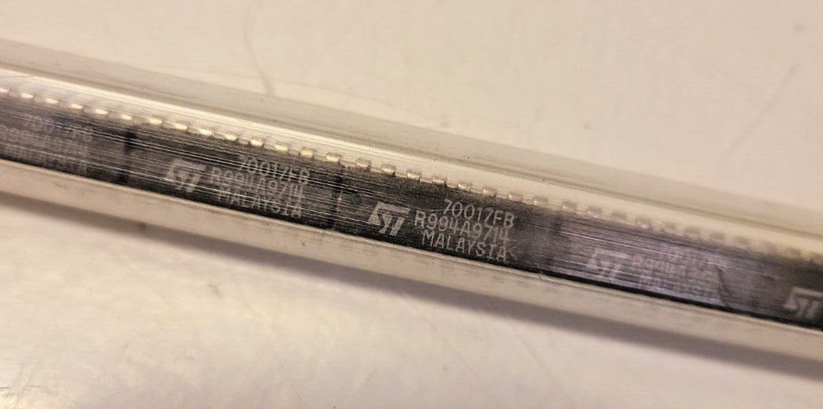25 Quantity of Ford Integrated Circuits 70017FB |  R994A9714 (25 Qty)