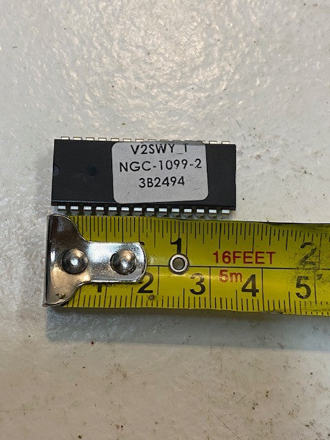 2 Qty of Integrated Circuit Eprom Chips V2SWY_T | NGC-1099-2 | 3B2494 (2 Qty)