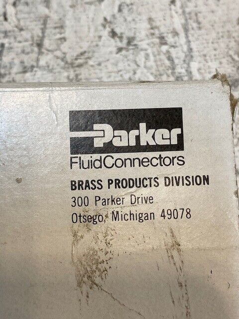 9 Quantity of Parker Elbow Brass Adapter Fittings X169VL-4-4 (9 Quantity)