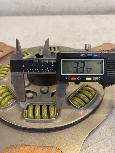 Dana Spicer 128579 Driven Disc Clutch Assembly Clutch Disc 44mm Bore