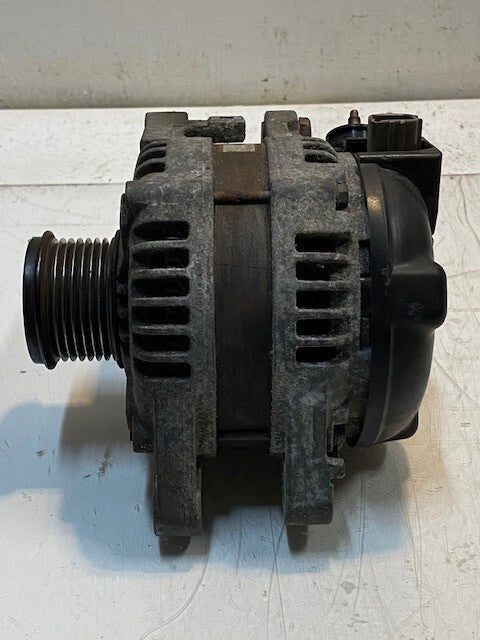 Toyota Alternator 27060-0P241 | Denso TN104210-5511 | 12V | 20090