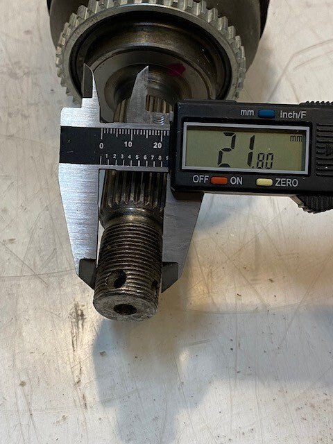 Drive Shaft NTN95LAC 25-1/2" Long 22mm End 26mm Shaft 28mm End 26-Spline