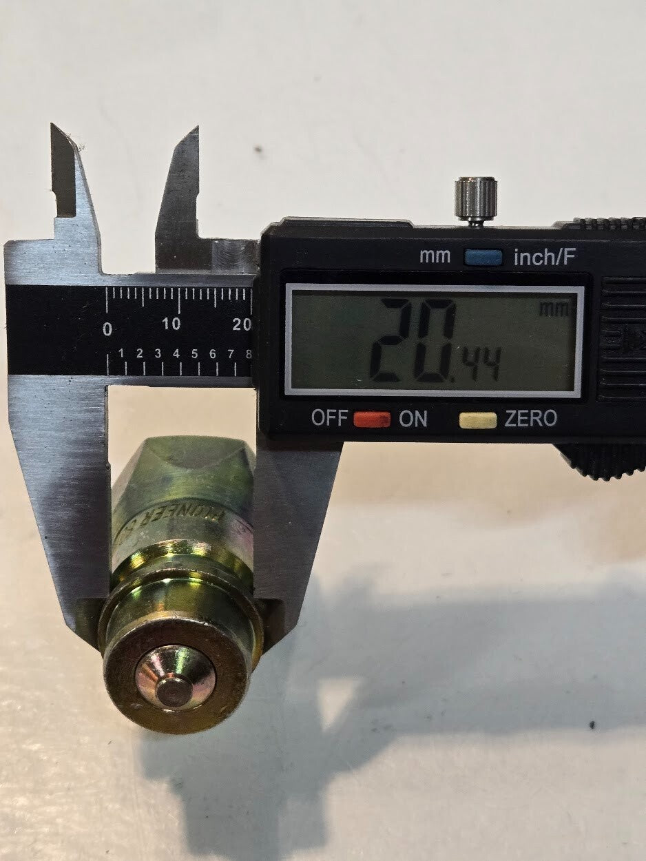 8 Quantity of Pioneer 8010-15P 1/2" Valved Hydraulic Nipples 3/4"-16 ORB (8 Qty)