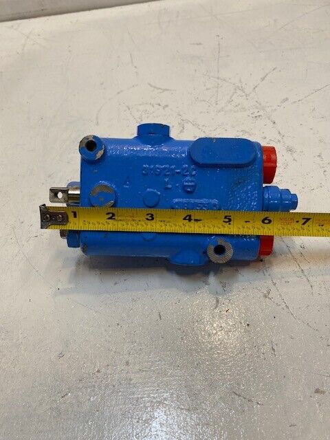 Eaton Danfoss 31921-2C Control Valve