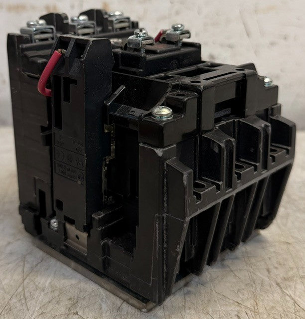 Allen-Bradley Magnetic Motor Contactor 500-BODX21 | Nemz Size 1 3-Pole Feed
