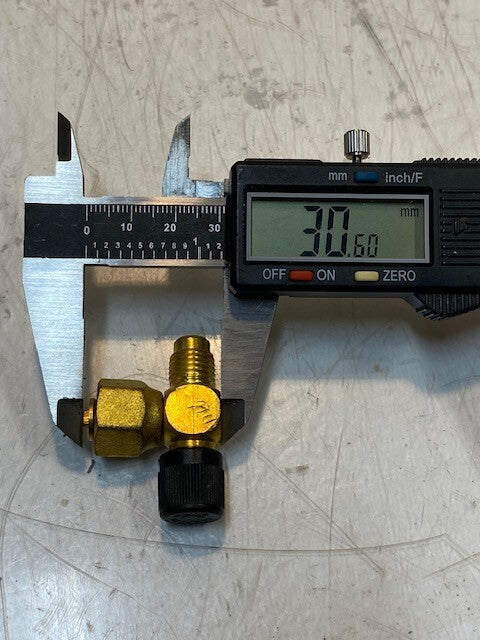 2 Quantity of Robinair 40398 Access Tees 1/4 MFL x 1/4 MFL w/ Core (2 Quantity)