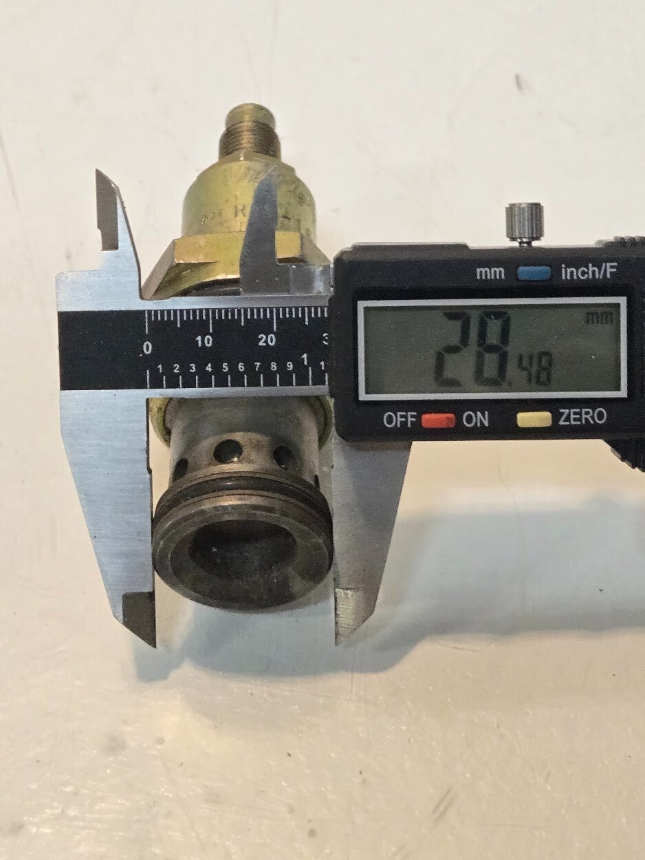 Vickers RV5-16-S-0-30 Pilot Operated Relief Cartridge Valve 4-1/4" Long 19mm Hex