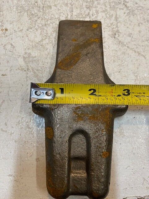 4 Quantity of CF-9B Trencher Tooth Auger Teeth (4 Quantity)