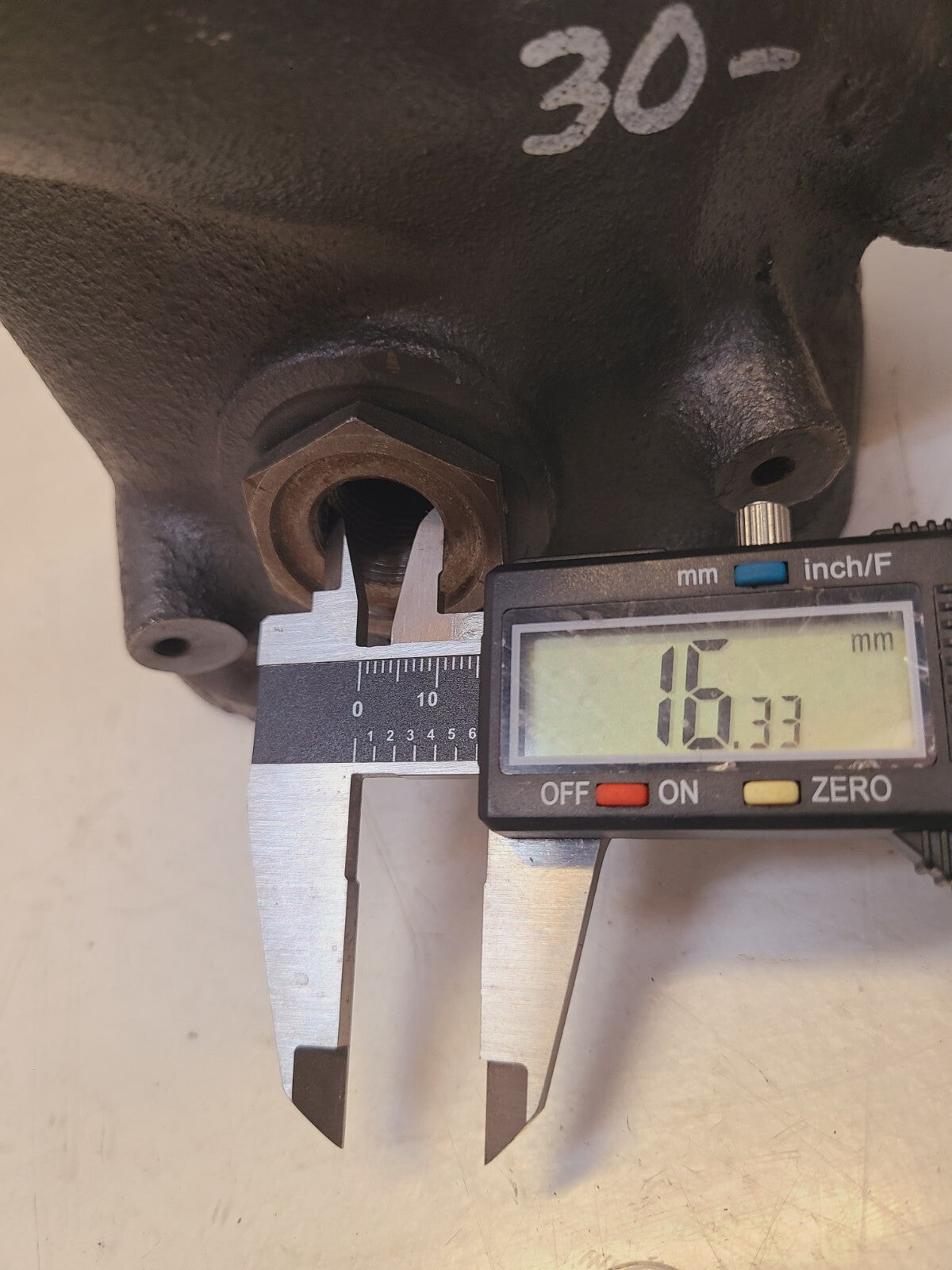 Exhaust Manifold For Nissan 1990-1997 | 674-549