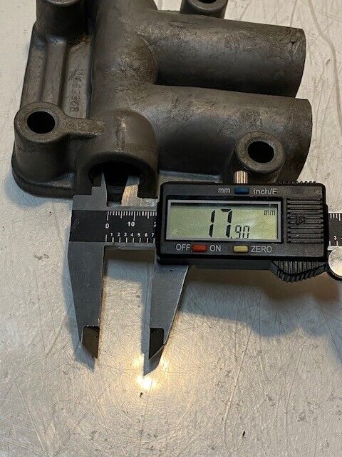 Multifuel Engine Oil Pressure Regulator 11609968 | 20mm Bore 18mm Bore 10mm Hole