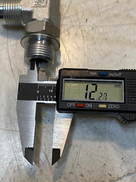 Parker 429335 Hydraulic Tee Adapter Fitting 22mm Thread 12mm ID