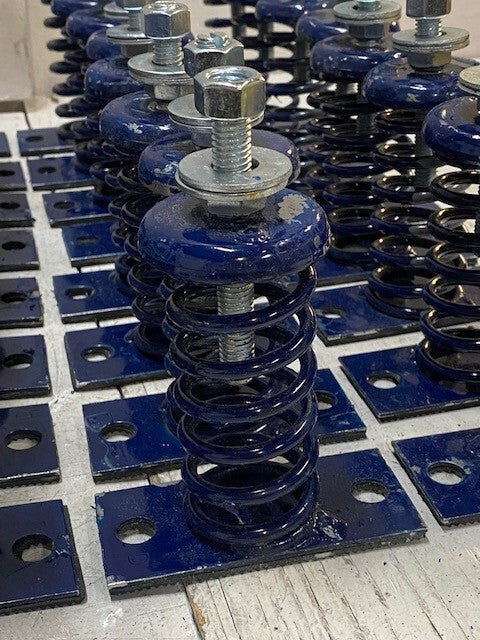 20 Lot of Free Standing Spring Mounts 6.5"x4.5"x2" Blue - (20 Quantity)