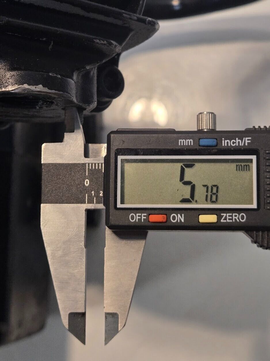 HS01000-1100 2-Stage Air Compressor Serial 061504393 28mm Input Shaft Diameter