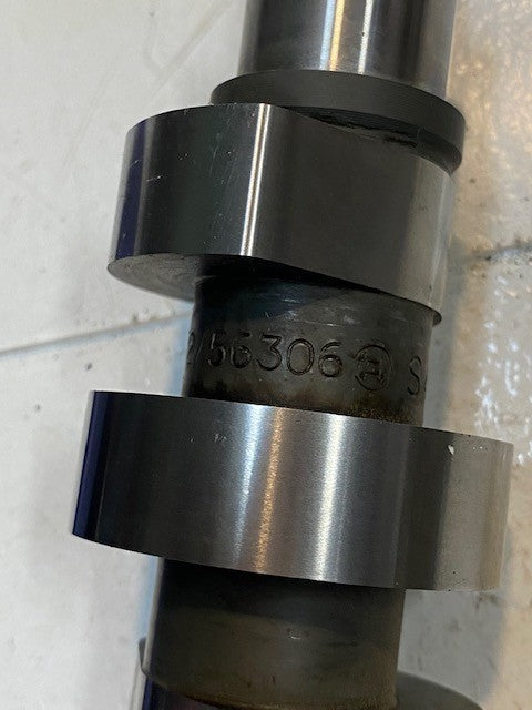 Automotive Engine Camshaft 2/56306, S492272, 2562362E2M 14" Long 20mm Thread