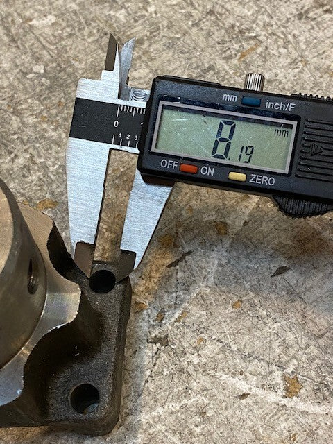 End Yoke CAM380 | 3-1/2" W 3" Tall 31mm Bore 54mm OD 8mm Holes