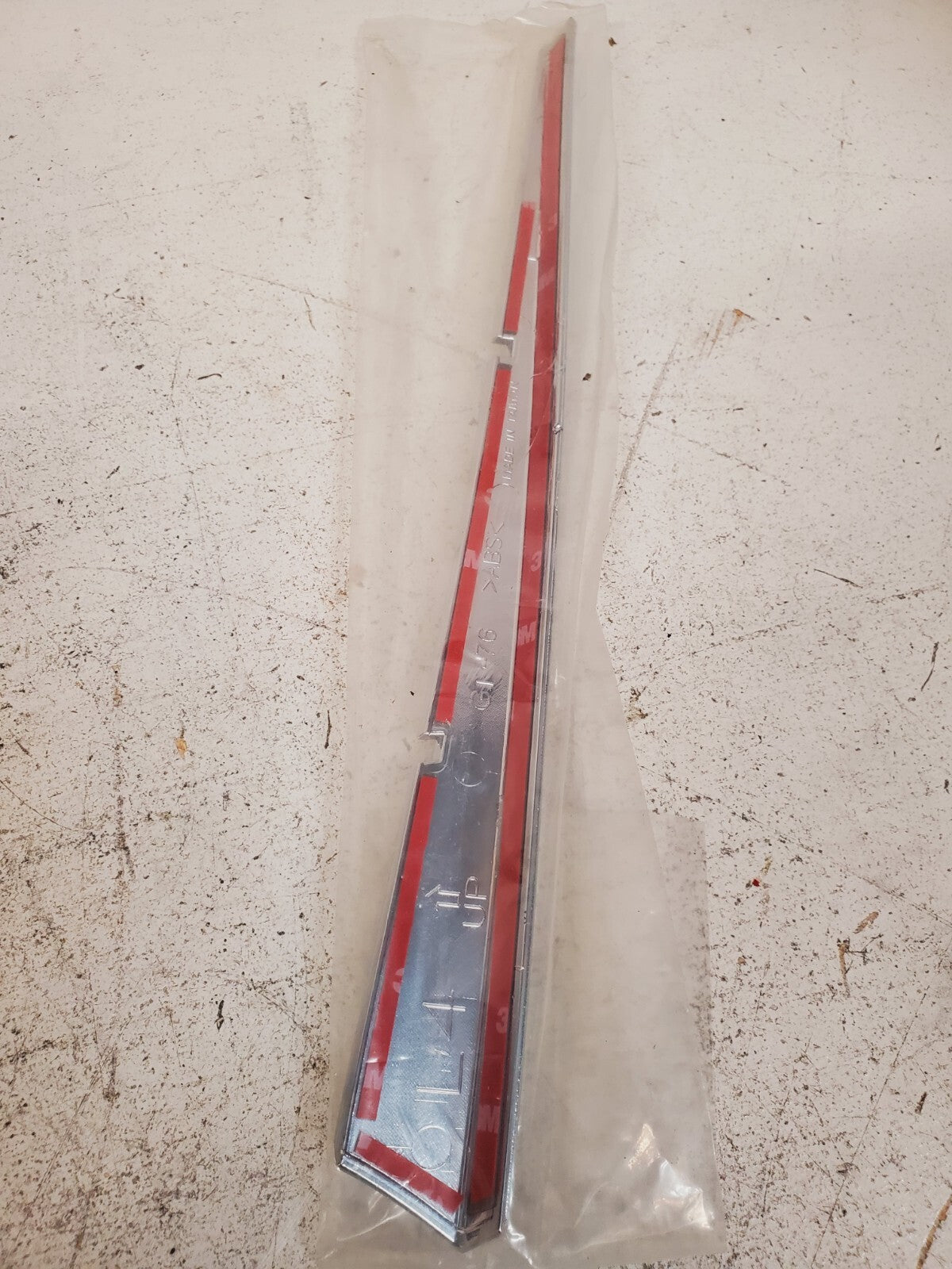 6 Qty Chrome Grille Overlay for Cadillac GI76 ABS (6Qty)