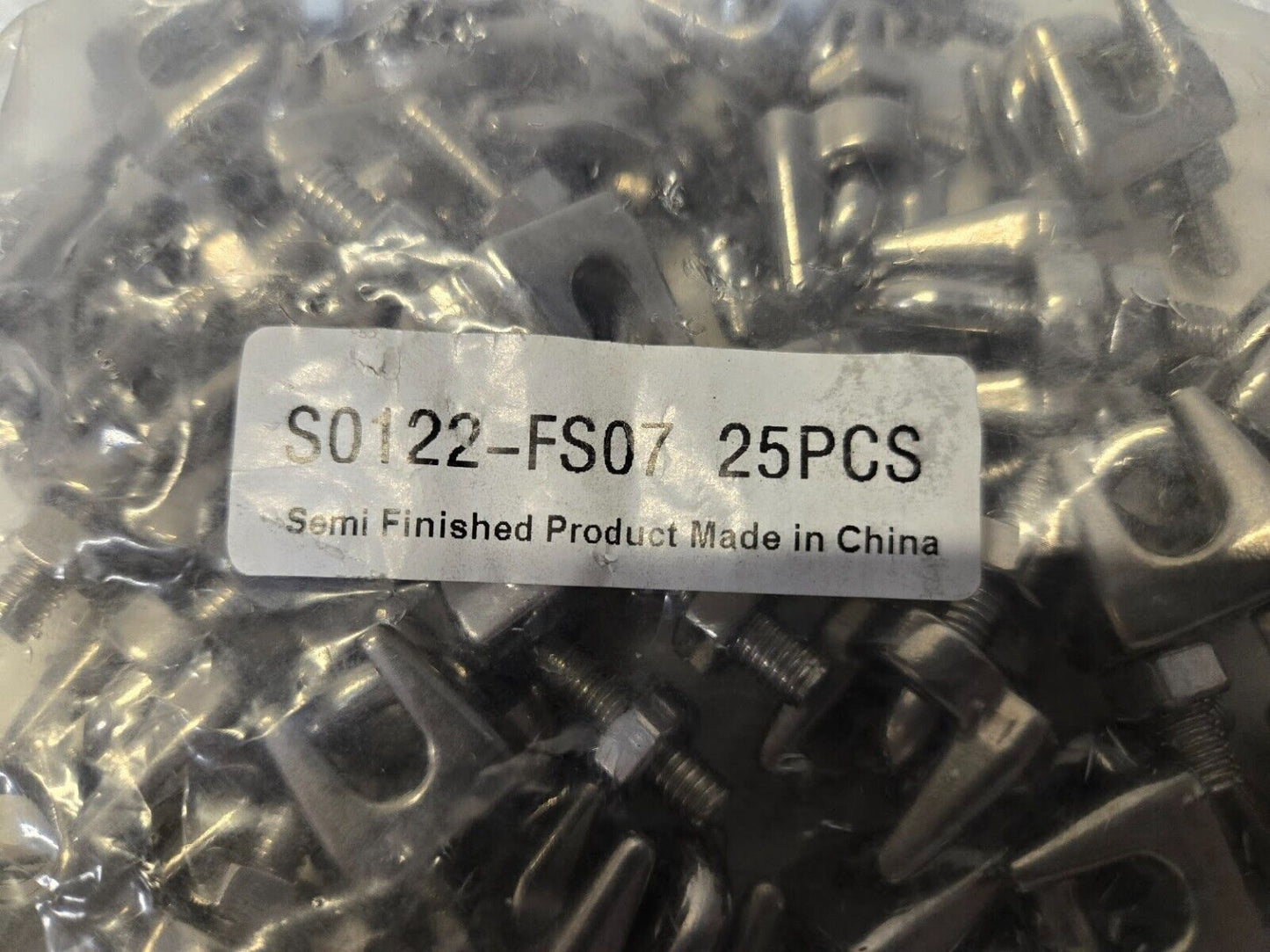 50 Quantity of Suncor Stainless S0122-FS07 1/4" Wire Clips (50 Quantity)