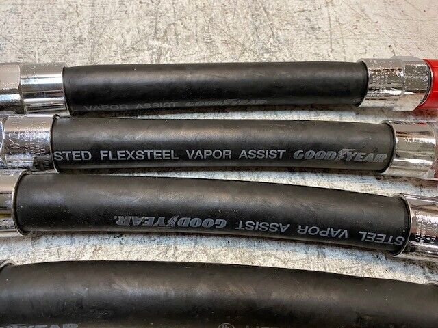 4 Qty of Goodyear Vapor Assist Recovery Hose 14" Long 31mm OD 1725, 6-05 (4 Qty)