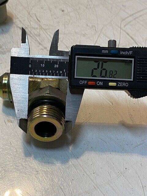 19 Quantity of 90 Degree Elbow Hydraulic Pipe Fittings 12 | 27mm Thread 15mm ID