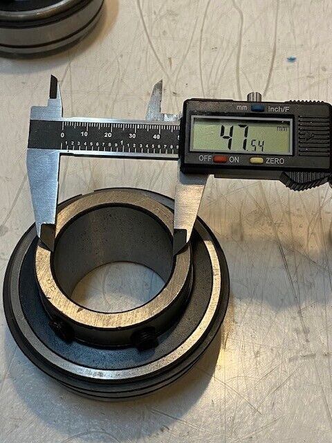 3 Quantity of Insert Bearings SER210-30 | 48mm Bore 96mm OD (3 Quantity)