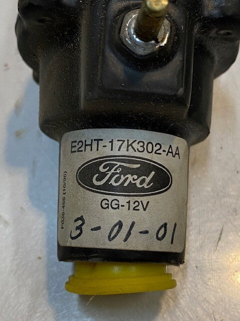 NOS Ford Eaton Adapter E2HT-17K302-AA | 12V | GG-12V