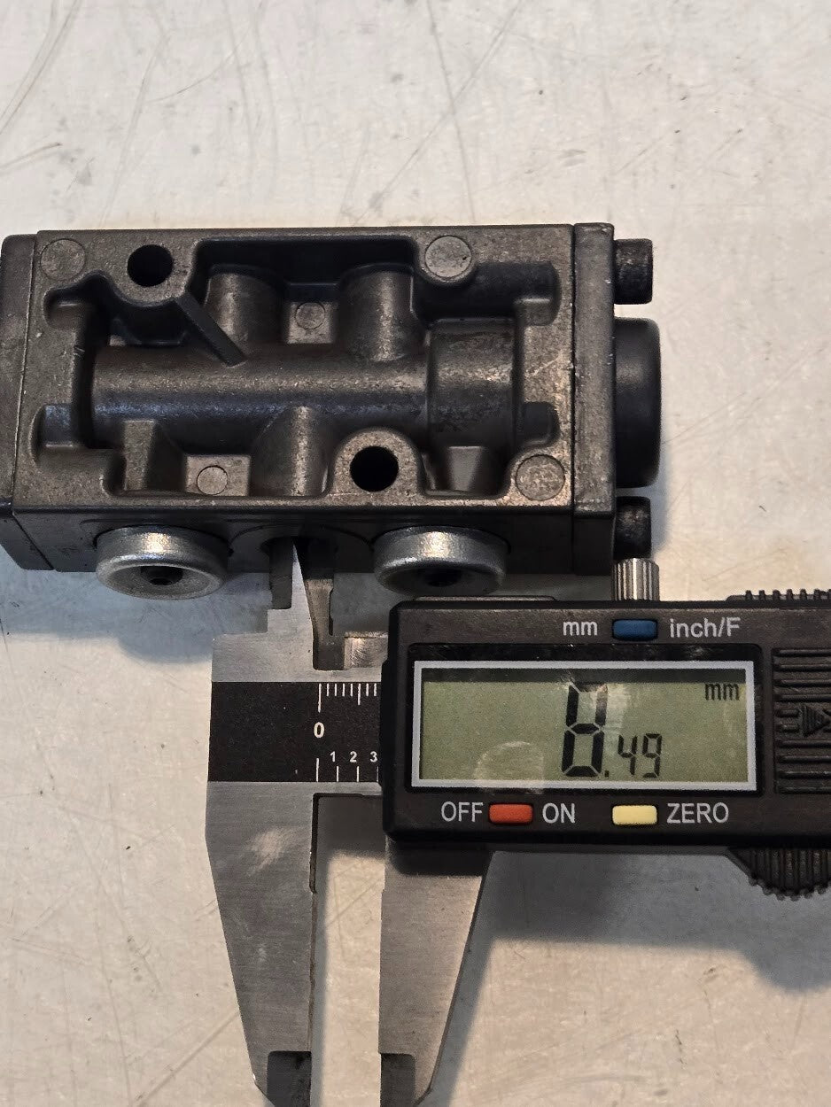 Parker Pnuematic Air Valve VF15/131590 | 8204131590 | 4503 | 2603 | 10 Bar