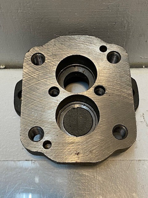 Series Shaft End Cover RB1685 | 72mm Bore 6-3/4" L 6-1/4" W 3-1/4" H