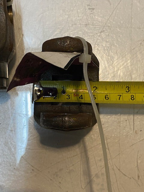 2 Quantity of Weasler 06511-3254 Yoke .675 Shaft .938/.9 Square (2 Quantity)