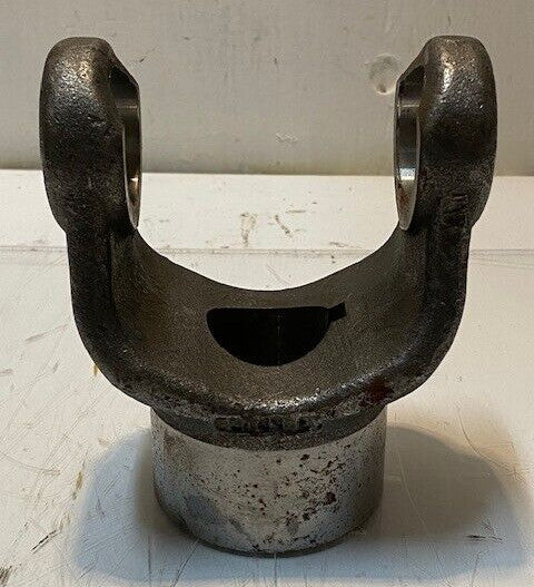 End Yoke 55J43 38mm Bore 39mm Pin Hole 4-5/8" W 5-3/4" H 3" D