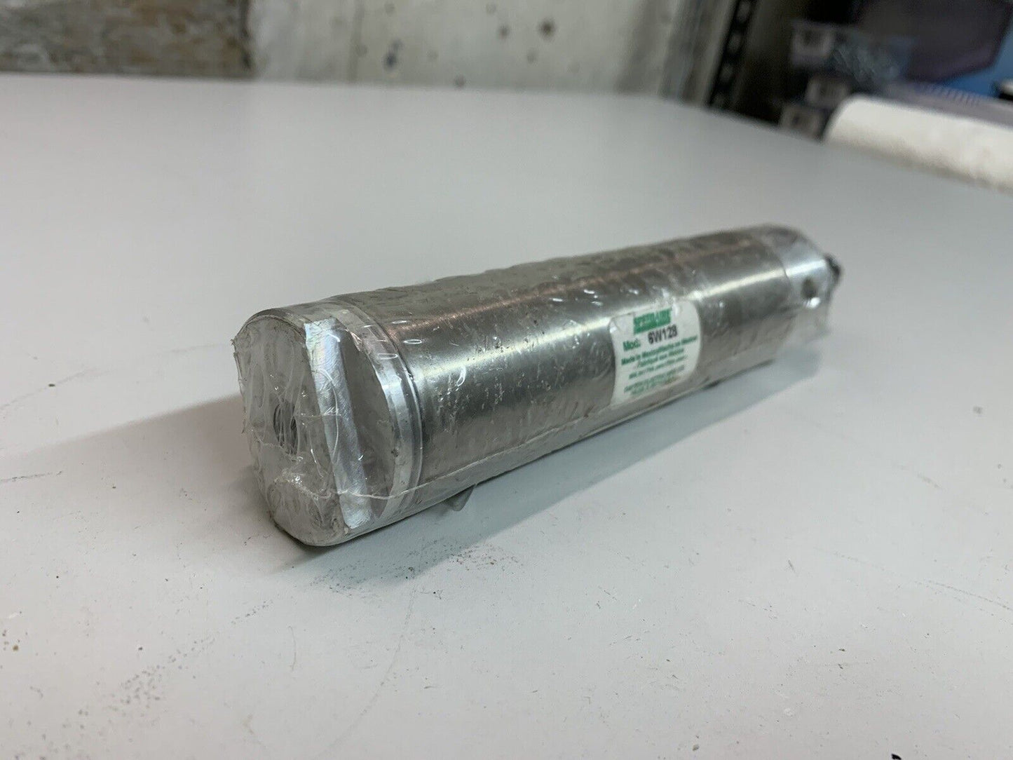 4” Stroke 304 Stainless Steel Nose Mounted Air Cylinder 1-1/2” 6W128