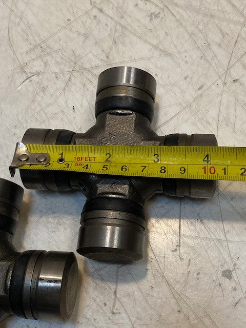 2 Quantity of Universal Joints 351 | 4-1/8" Wide 35mm End (2 Quantity)