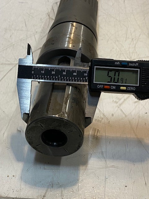 Hydrostatic Pump Shaft 32-Spline 18-1/2" Long 42mm End 70mm OD 51mm End