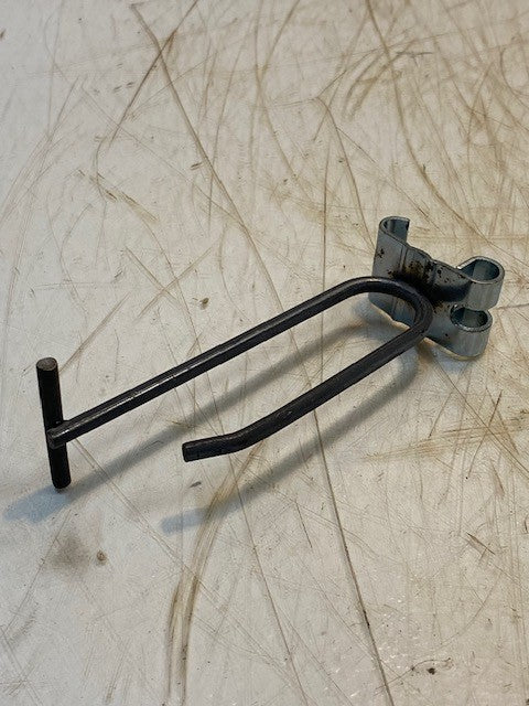 10x10 Box 19lbs of Hundreds of 4" Scanner Peg Hooks for Crossbars & Wire Grids