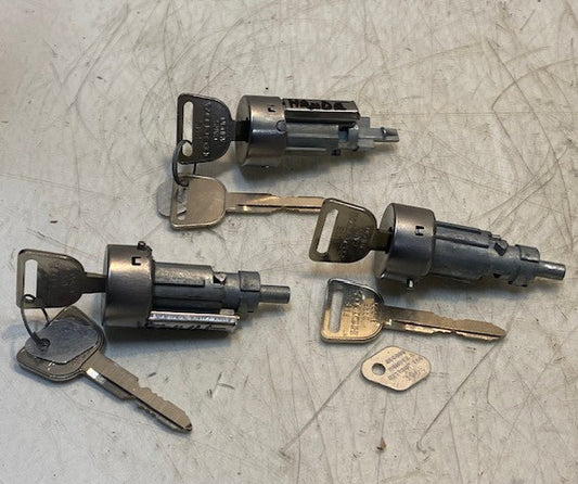 3 Quantity of Honda Ignition Lock Cylinder w/ Keys AHD90 (3 Quantity)