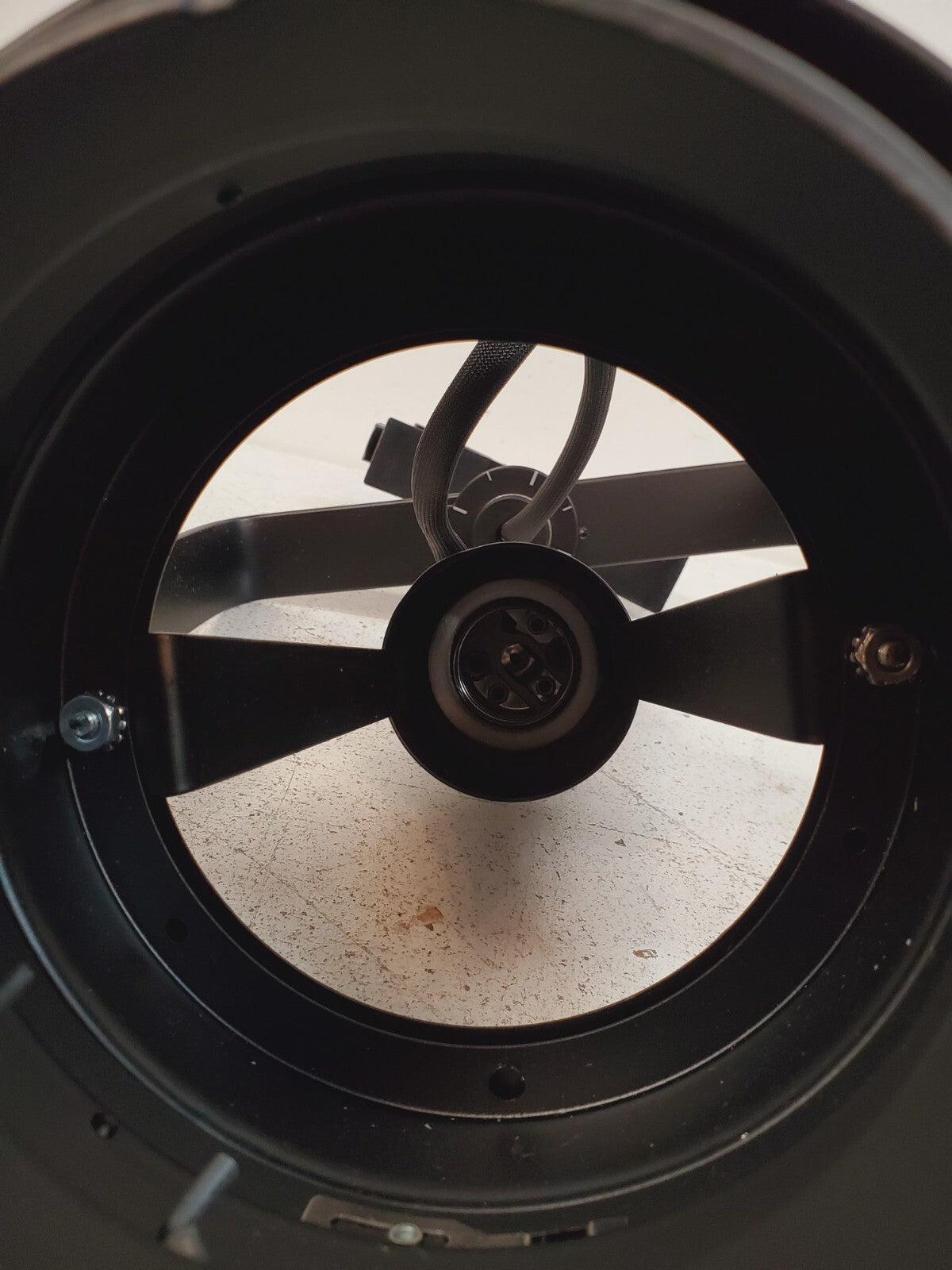 Philips Lightolier Track Lighting w/ Tru-Lock Aiming Mechanism 26238BK 13A255