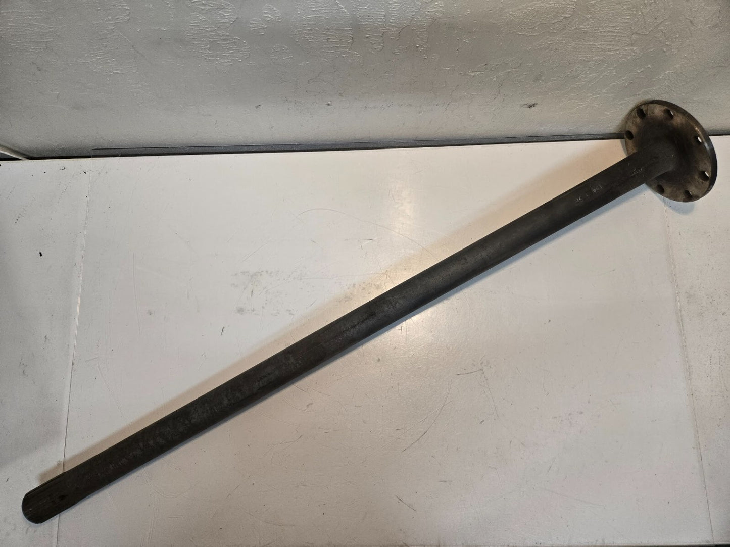 Axle Shaft EHA B4 | 40.5" Long | 16 Spline | 8x5.25" Bolt Pattern | 1-3/4" Shaft