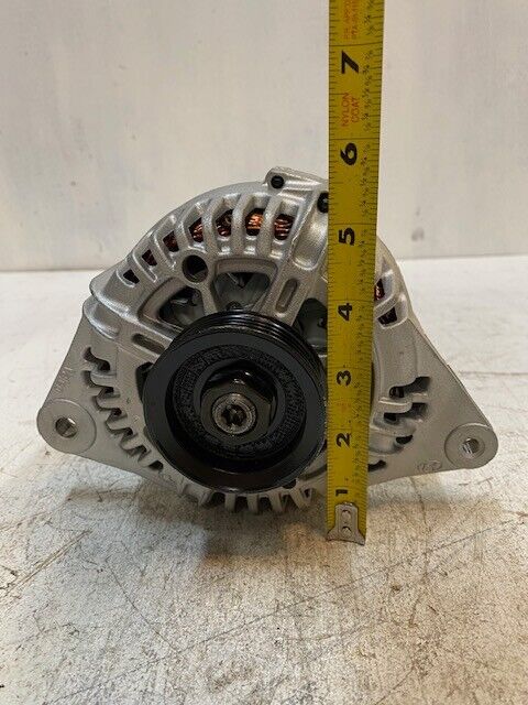 Valeo Alternator 37300-38400 | A0002655009 | 13.5V | 110A - USED