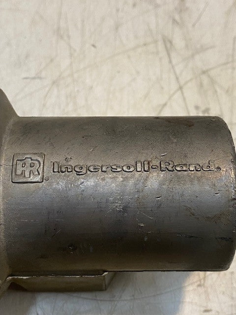 Ingersoll-Rand Air Starter Relay Valve 29mm IN 30mm OUT 6-1/2" L 4-1/2" W 3" Dia