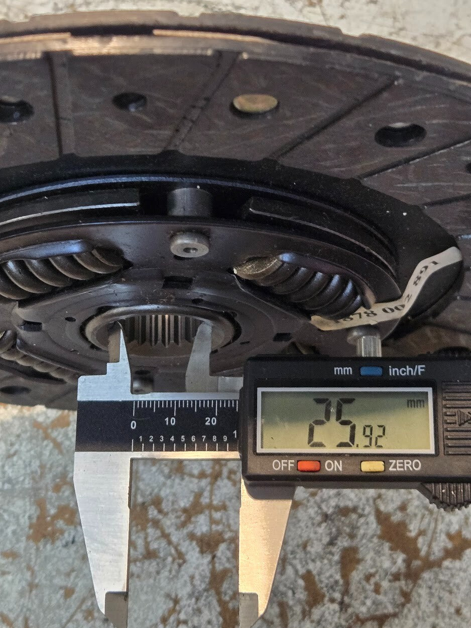 Clutch Disc 1878 002 891 for Sachs | 23 Spline | 8 7/8" Diameter | 8.5mm Pad