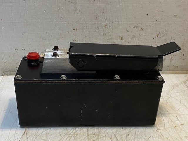 Replacement Air Hydraulic Pump for Rotary Lift FC5889, Model G, 3200 PSI