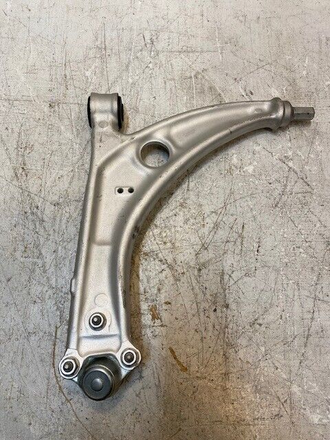 R Control Arm LT-D30378